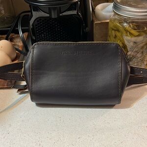 Grizzly zip-tight belt bag